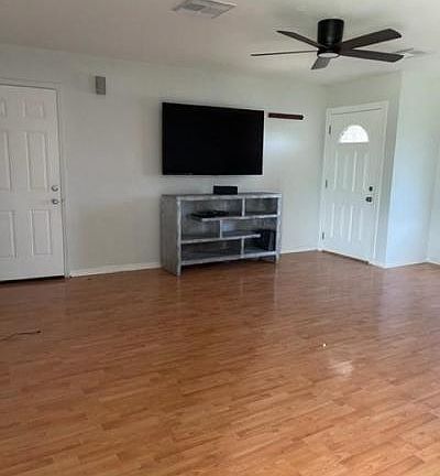 4th image of 118 River Point Dr