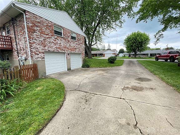 3rd image of 306 Grantham Dr