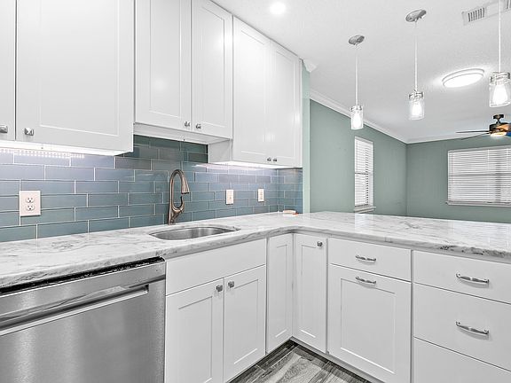 5th image of 18 Ponte Vedra Ct Unit A