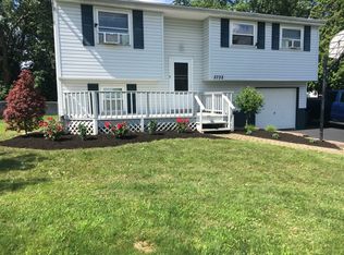 3732 Snowdrop Rd, Baldwinsville, NY 13027