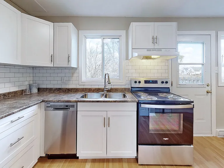 440 Cumberland St — Photo 5
