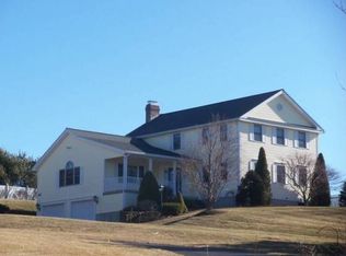 820 Pleasant St, Paxton, MA 01612