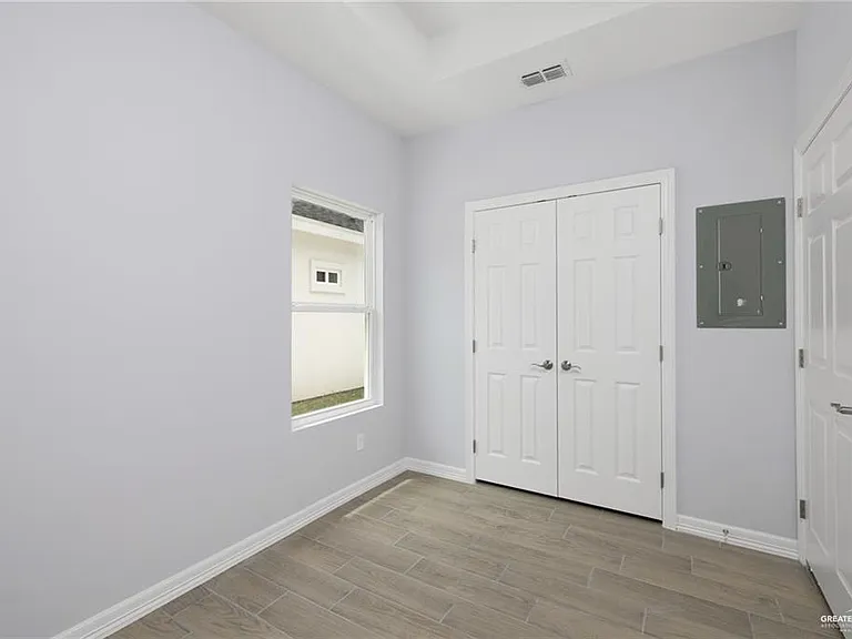 416 E Acacia Ave #2 — Photo 4
