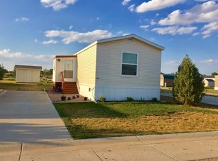 915 Palomino Ln, Dickinson, ND 58601