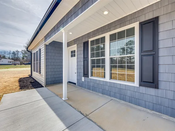 6220 Whistle Ln, Heath Springs, SC 29058