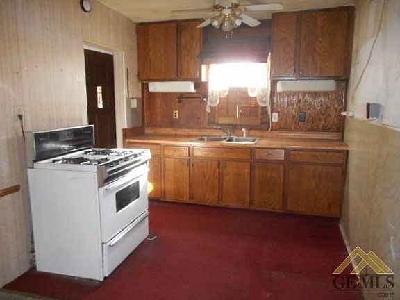 5th image of 3825 Los Padres Dr