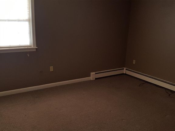 5th image of 8 Tarklyn St APT 2
