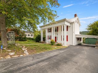 607 Eagle Bend Rd, Clinton, TN 37716