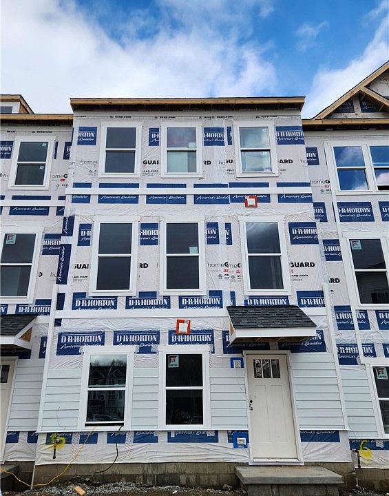 1st image of 536 Cooper St