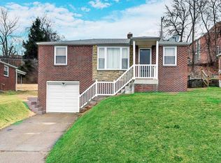279 Bost Dr, West Mifflin, PA 15122