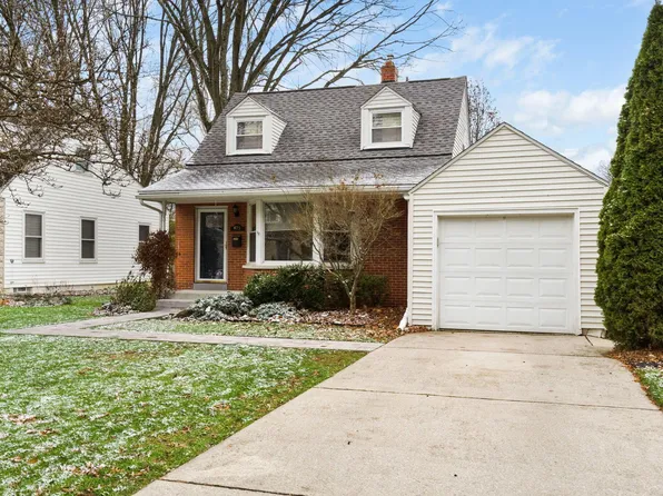 475 Park Blvd, Worthington, OH 43085
