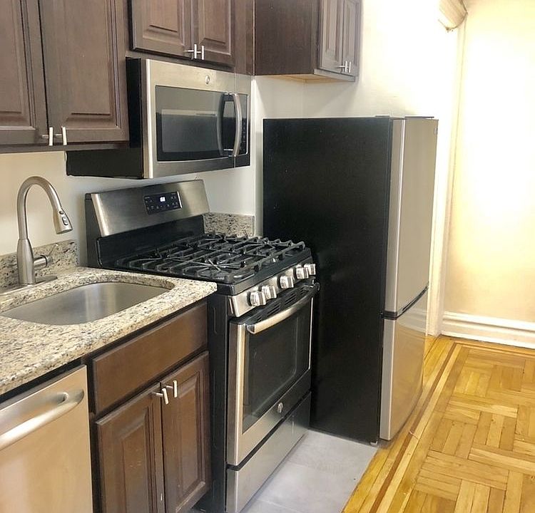 1st image of 3252 33rd St APT E8