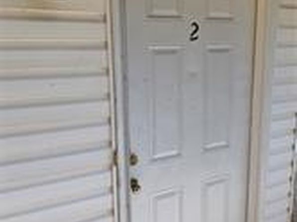 1457 Railroad Ave APT 2, Sugar Hill, GA 30518 – 2-bedroom rental in Sugar Hill