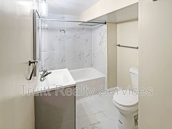 4th image of 4330 Halley Ter SE APT 102