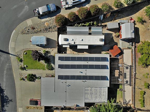 3rd image of 552 Trinity Drive