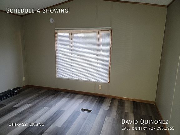 4th image of 303 Midland Dr