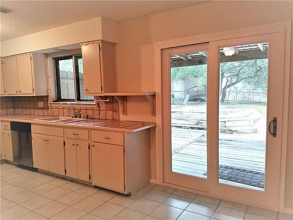 5th image of 7310 Scenic Brook Dr