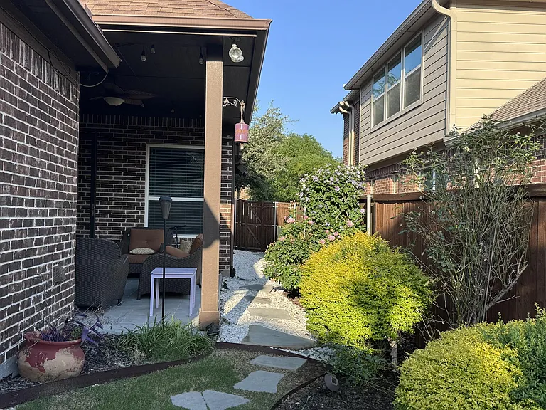 5695 Broadgreen Rd — Photo 11
