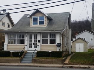 525 W 4th St, Lewistown, PA 17044