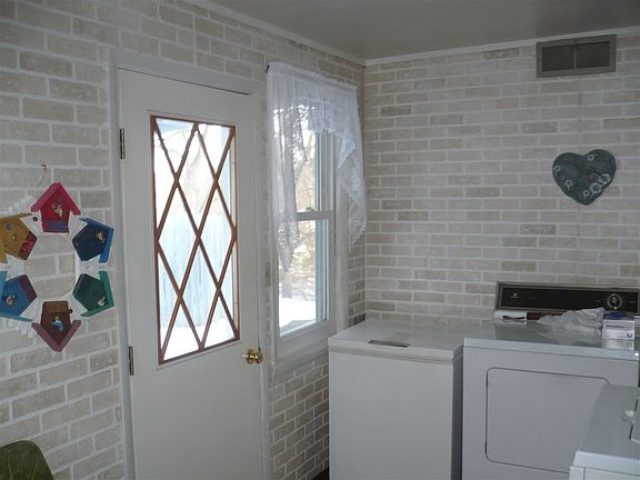 4th image of 310-312 N Vine St