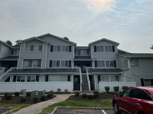 59 Cheswich Ct, Bedminster, NJ 07921