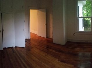 549 Leonard St NE #1, Grand Rapids, MI 49503