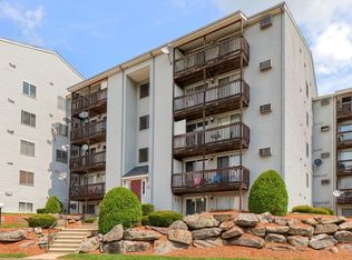 11 Gibbs St UNIT D54, Worcester, MA 01607