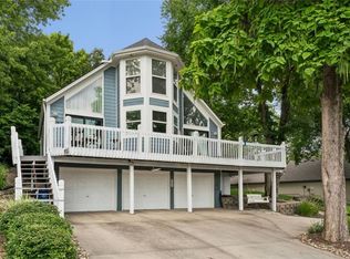35 X St, Lees Summit, MO 64086