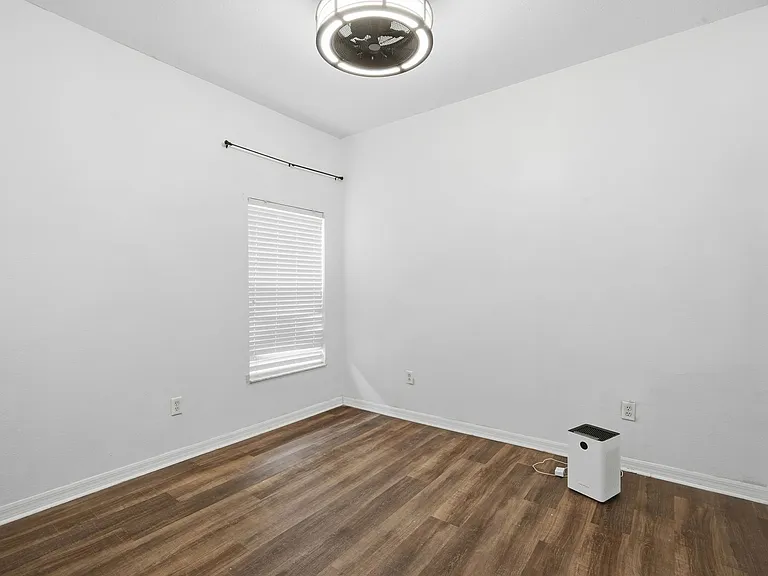 9821 Jasmine Brook Cir — Photo 19