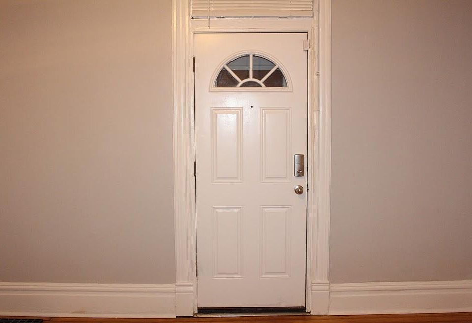1st image of 4421 Farlin Ave