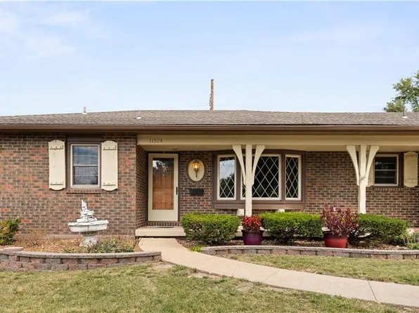 11524 W 51st Ter, Shawnee, KS 66203