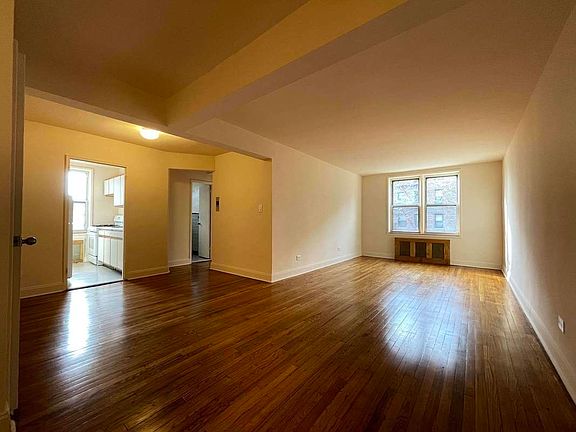4th image of 83-19 141st St APT 404