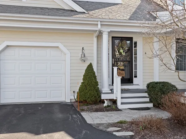 6 Hayloft Ln #49, Marshfield, MA 02050