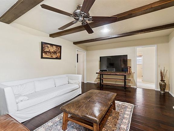 5th image of 2013 Bella Vista Dr