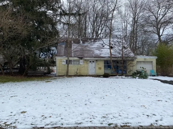 20 Cambridge Rd, Livingston Twp., NJ 07039