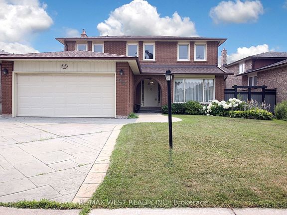 3rd image of 540 Louis Dr