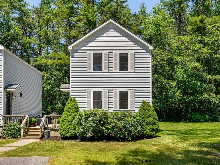 10 Rose Terrace Cir — Photo 22