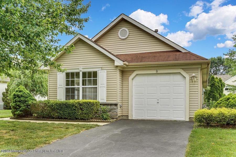 1st image of 2354 Greendale Ct