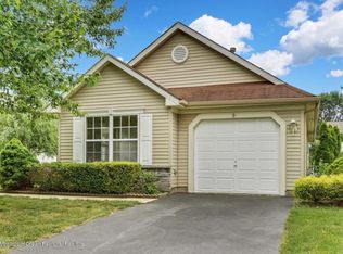 2354 Greendale Ct, Toms River, NJ 08755