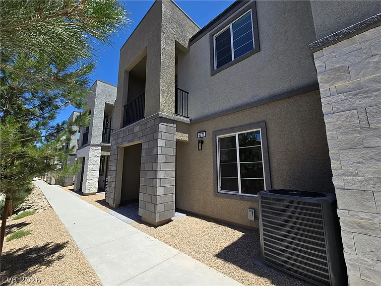 6271 Runestone St — Photo 2
