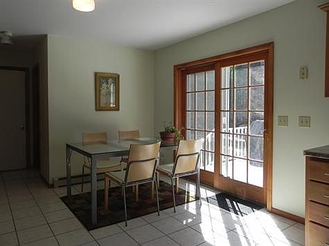 Eat-in area of Kitchen