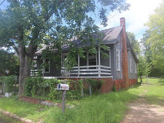 2nd image of 800 17th St