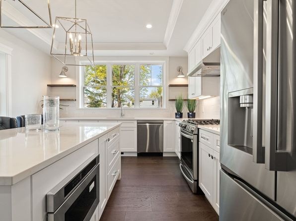5 Milk St, Natick, MA 01760