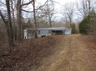 4272 Erin Rd, Mc Ewen, TN 37101