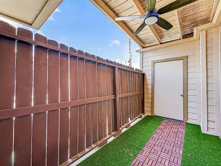5524 Beverlyhill St #2 — Photo 47
