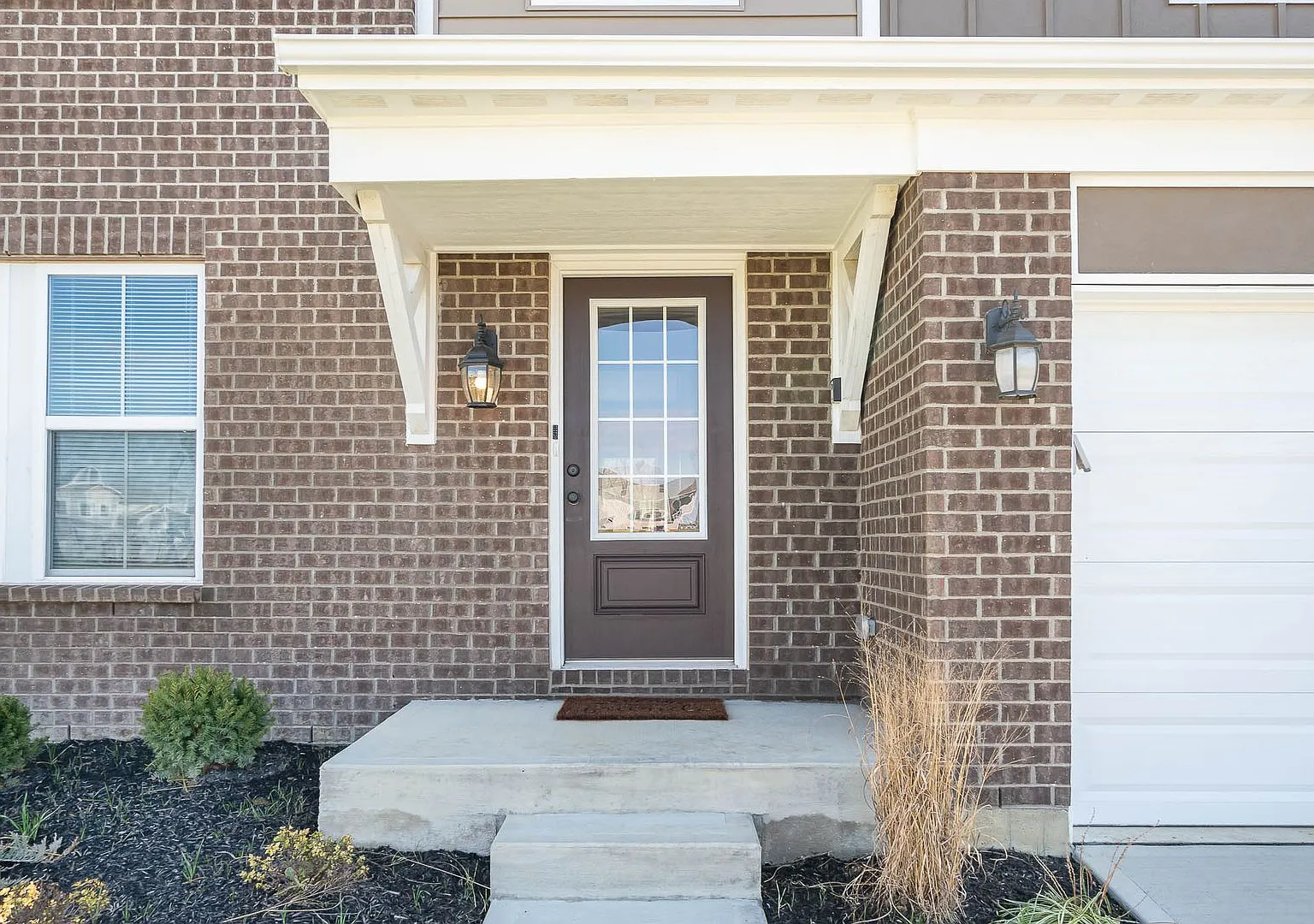 Brand new and fully furnished corporate executive home — Photo 2