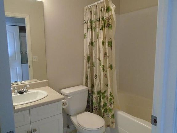 5th image of 11 Elderberry Ct