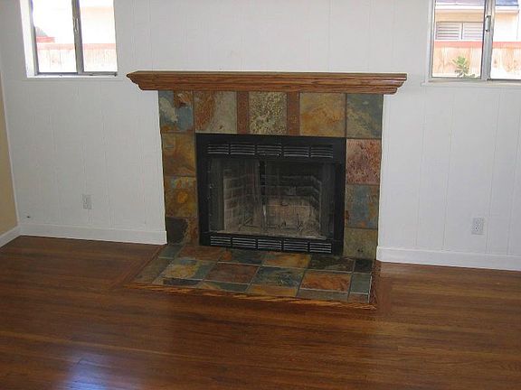2nd image of 3420 32nd St