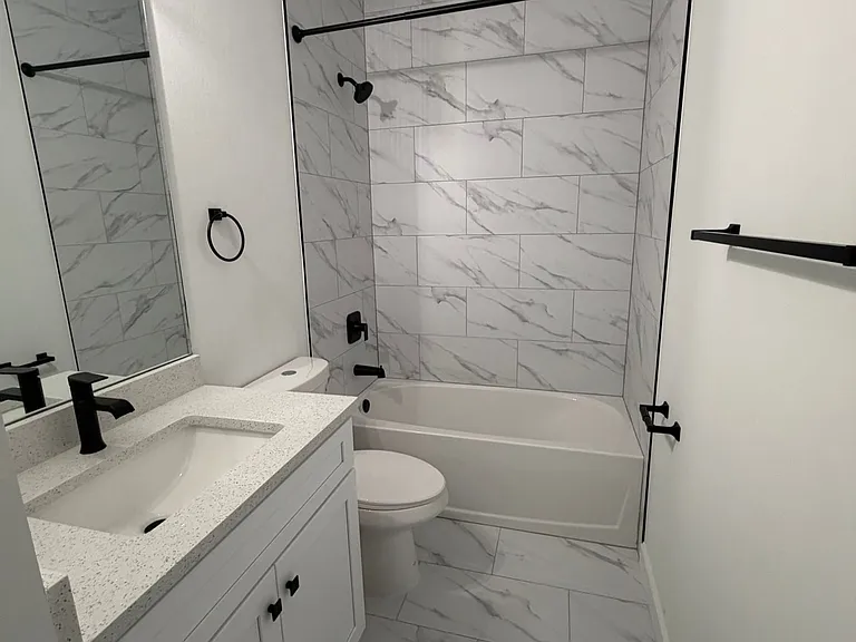 1117 Abrams Blvd — Photo 32