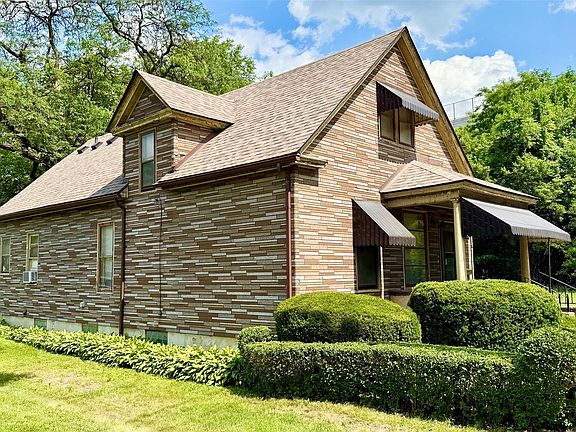 4th image of 149 S Forman St